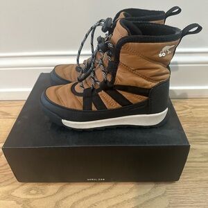 Sorel Unisex-Kids Whitney II Short Lace Boot Size 1